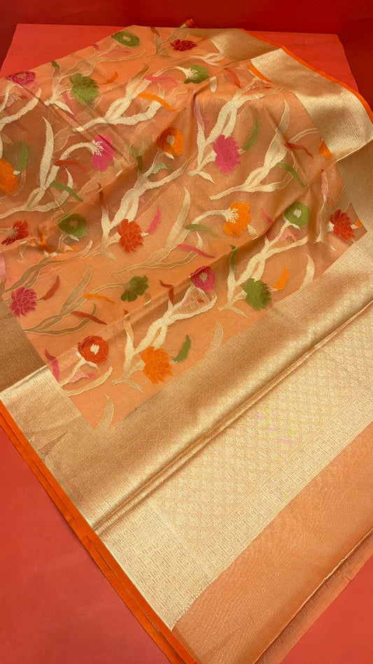 Pink Cotton Blend Banarasi Sarees For Women GEASF_762
