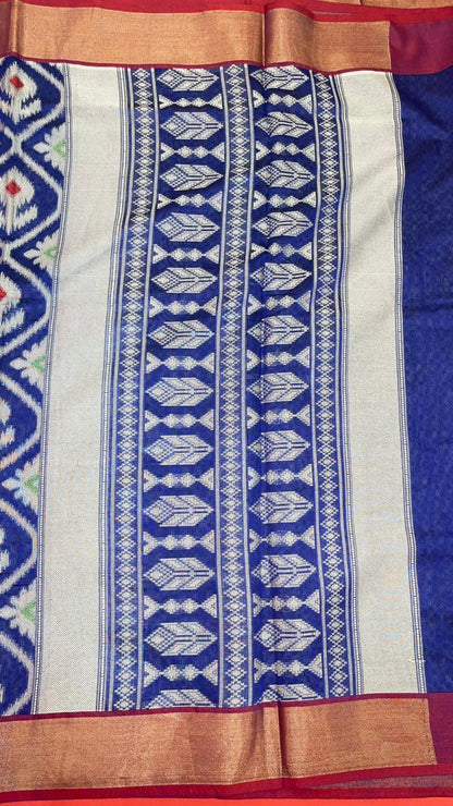 Blue Cotton Blend Banarasi Sarees For Women GEASF_772