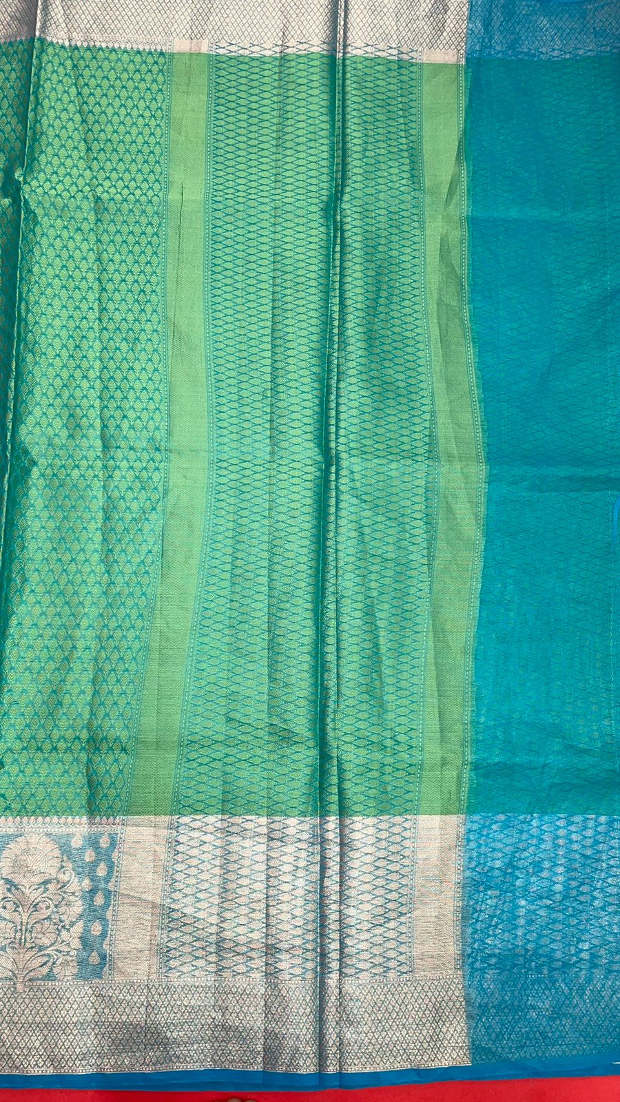 Green Tanchoi Banarasi Sarees For Women GEBC14
