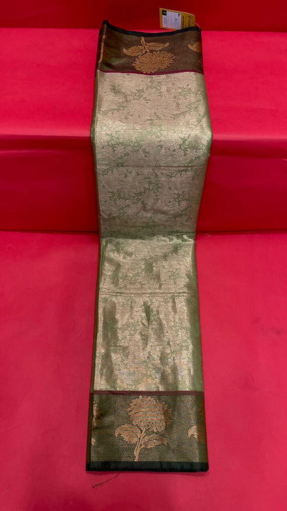 Faishana Presents Light Green Zari Kanchi Silk Brocade Contrast Zari Pattu Border Banarasi Saree