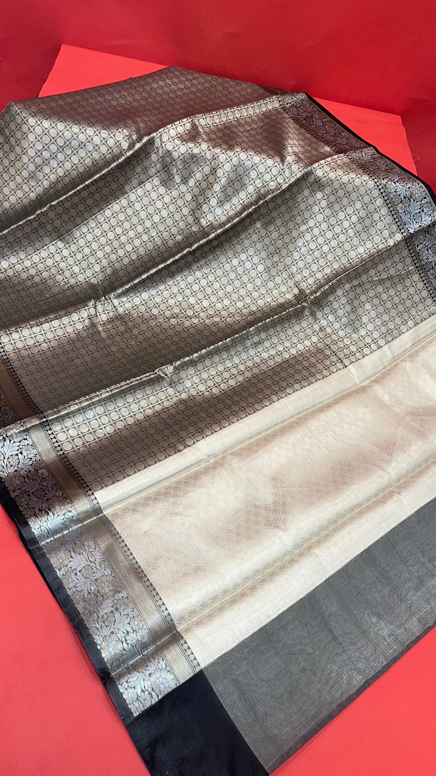 Black Kanchi Silk Banarasi Sarees For Women GEBE5