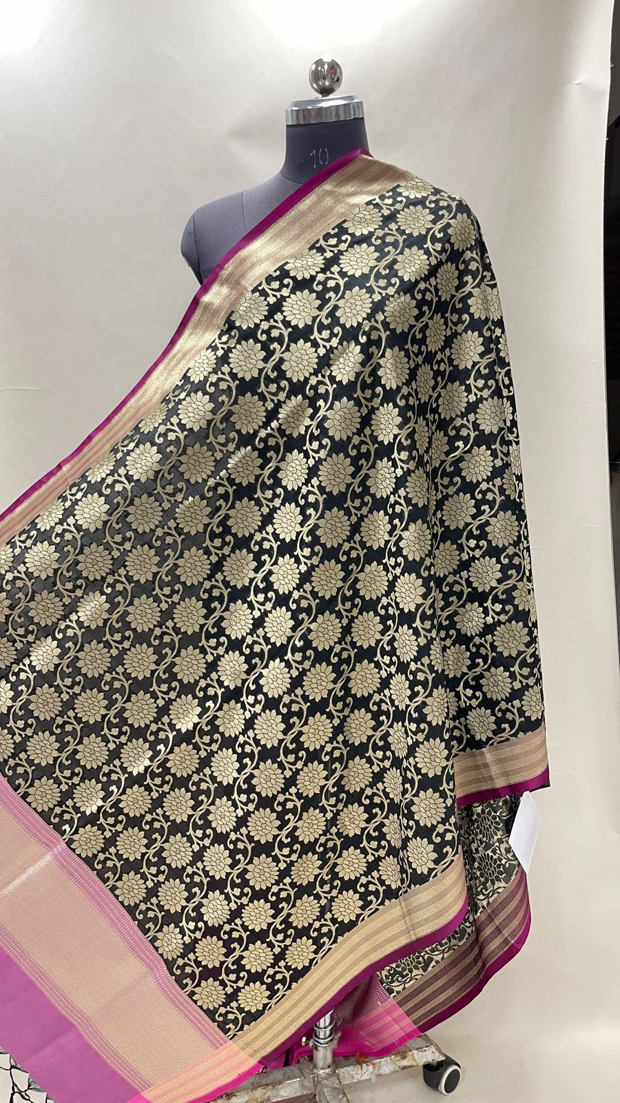 Faishana Presents Black Semi Katan Silk Tilfi Zari Floral Boota Jaal With Contrast Purple Zari Border Banarasi Dupatta
