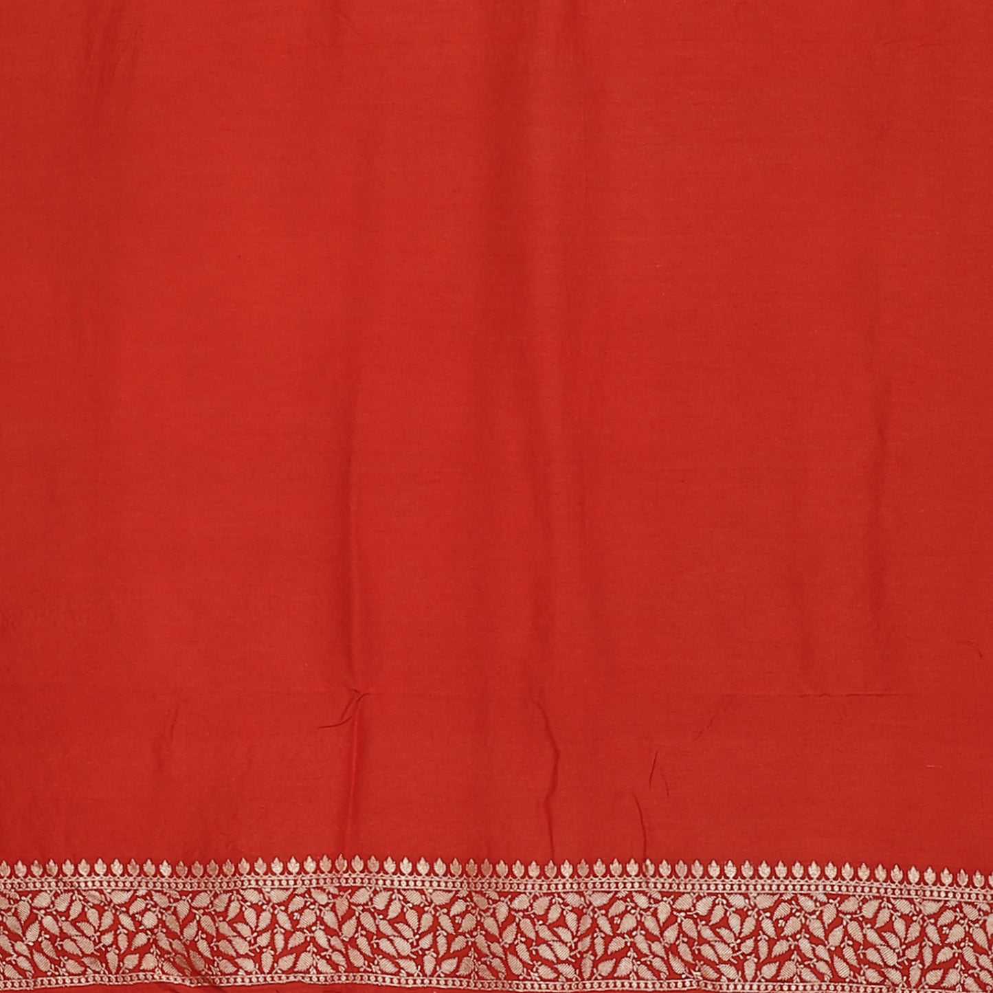 Faishana Presents Gold Pure Banarasi Khaddi Muga Silk Gharchola Meena Jaal Georgette Weaving Meena Jaal Kadiyal Maroon Border .