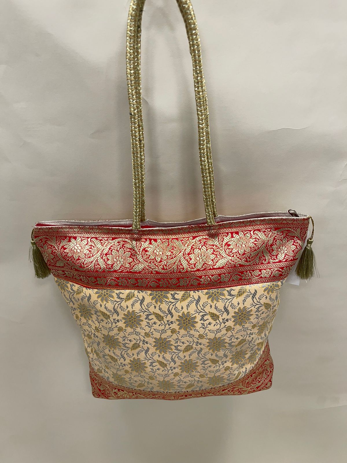 Cream Banarasi Hand Bag HBG_7