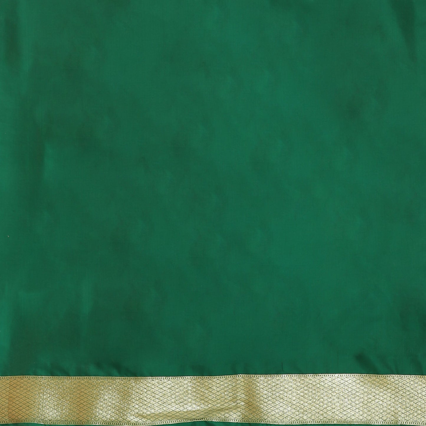 Faishana Presents Red Boota Mughal Motif Satin Silk Banarasi Saree Paithani Anchal Paithani Skirt Green Border