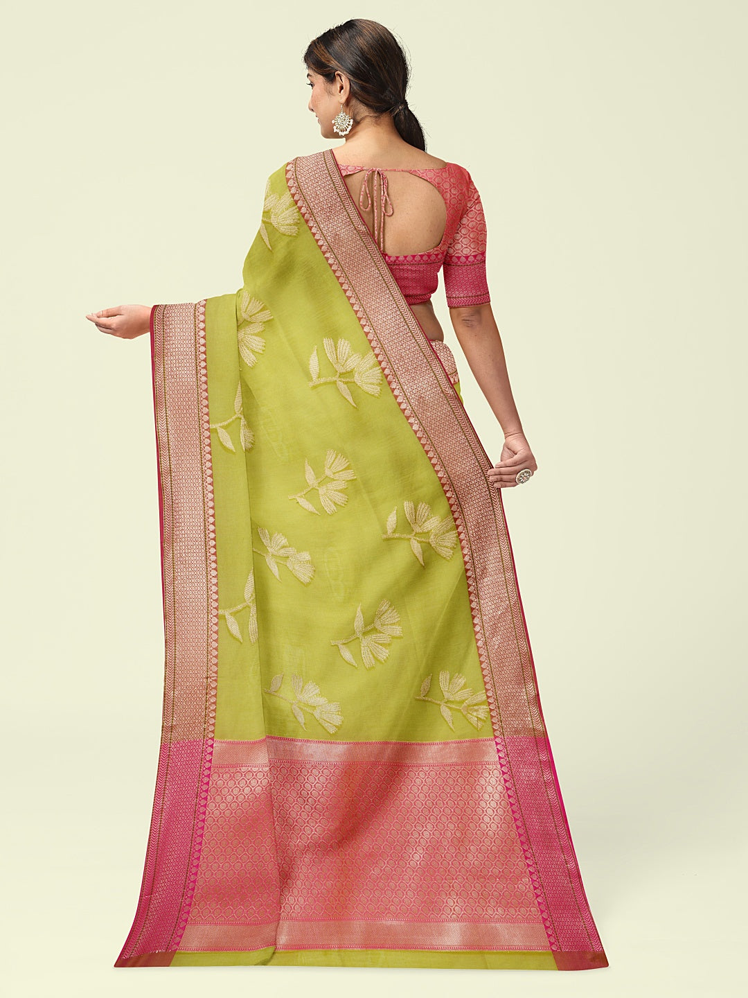 Faishana Presents Green Woven Organza Pink Border With Pink Blouse Banarasi Saree