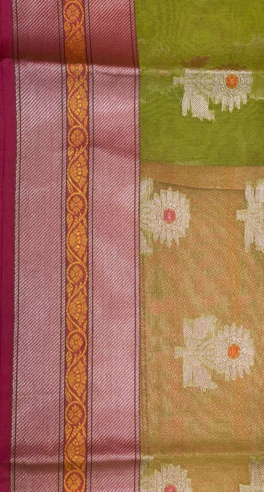 Green Cotton Blend Banarasi Sarees For Women GEHKR 17