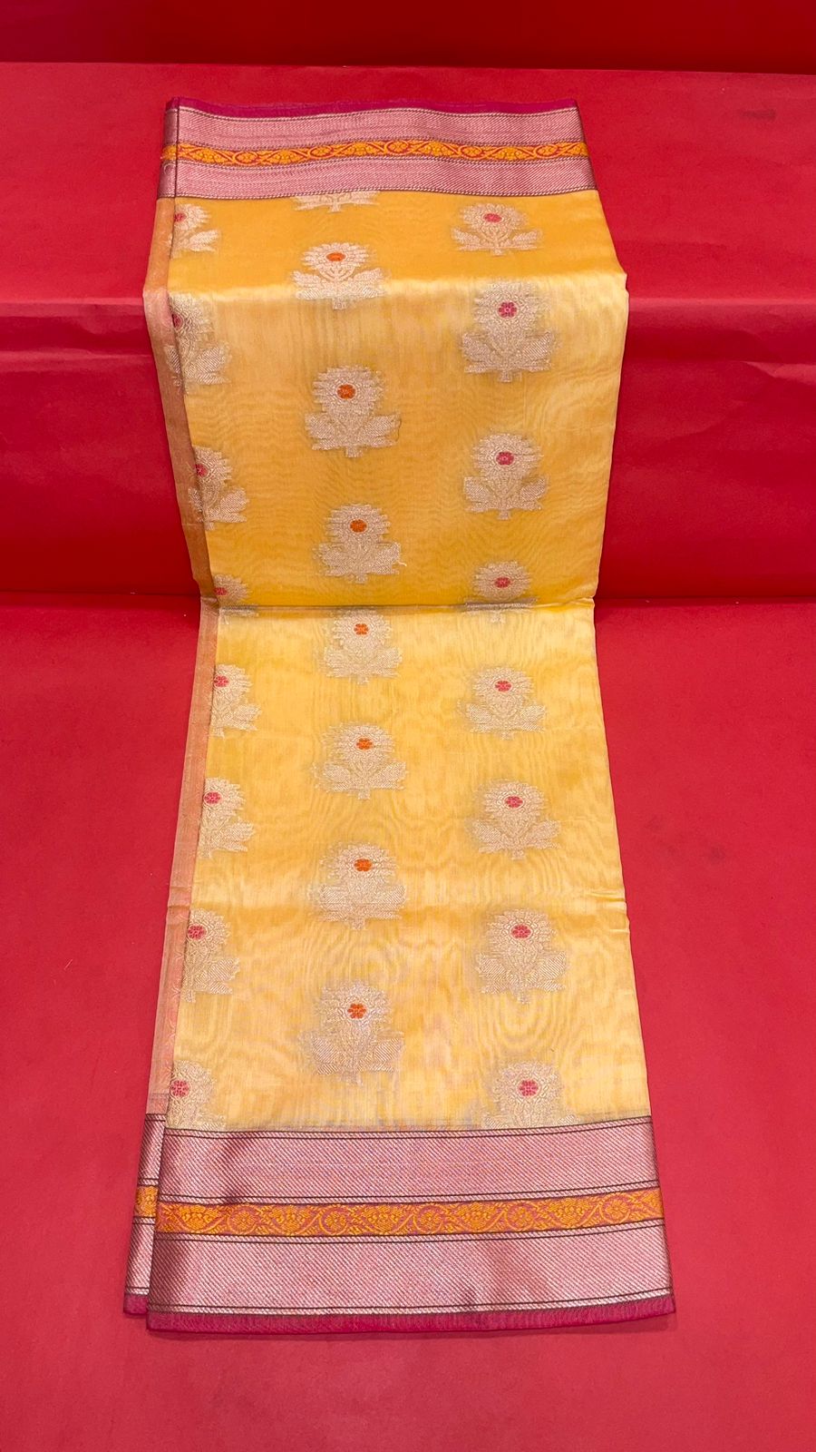 Faishana Presents Beige Woven Organza Pink Border With Pink Blouse Banarasi Saree