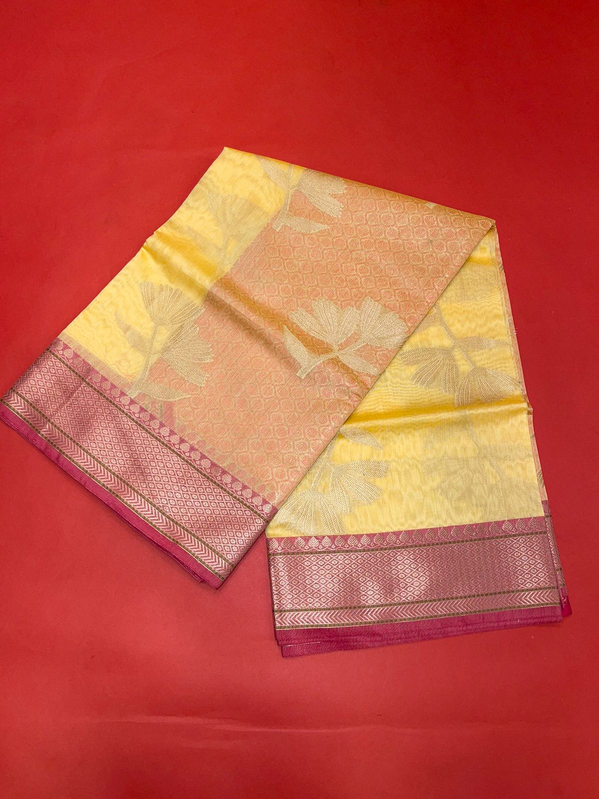 Faishana Presents Beige Woven Organza Pink Border With Pink Blouse Banarasi Saree