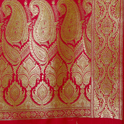 Faishana Presents Pink Satin Silk Floral Zari Booti Skirt Zari Border Banarasi Saree with Pink Blouse Piece