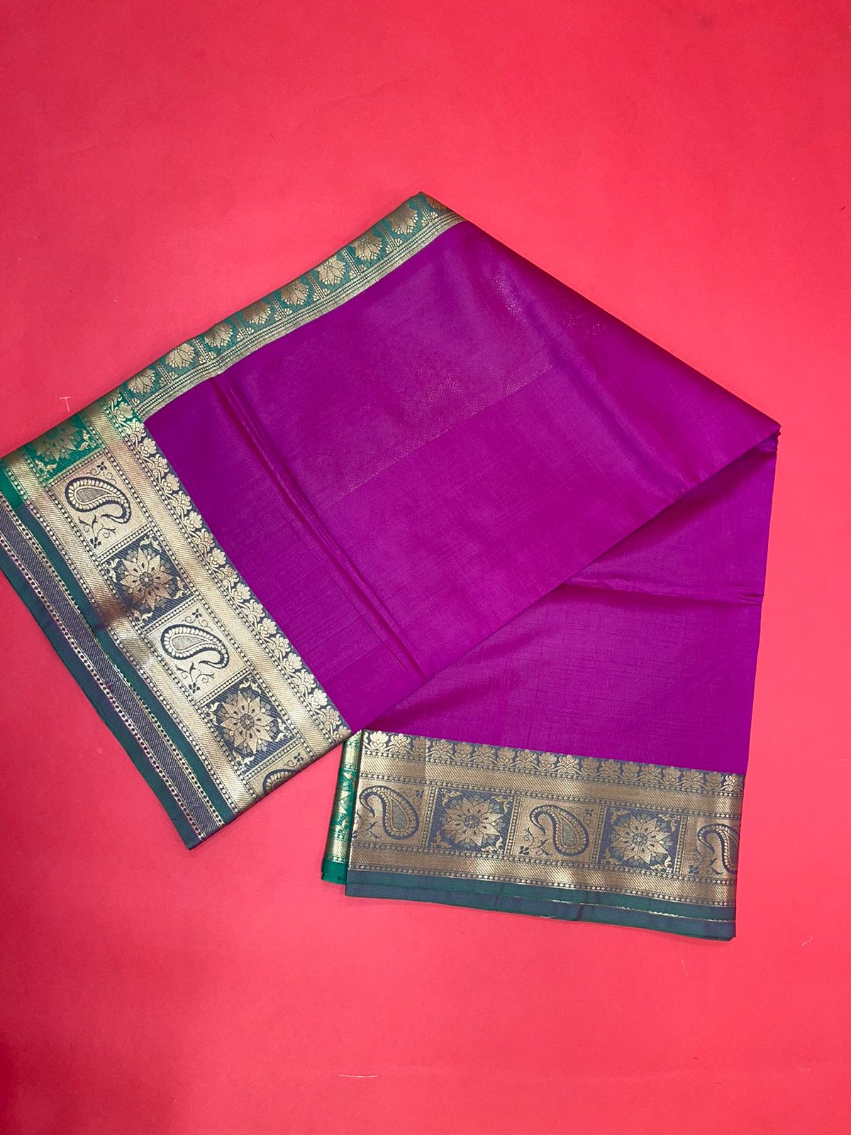 Faishana Presents Pink Katan Silk Plain Zari Anchal With Contrast Green Zari Border Banarasi Saree
