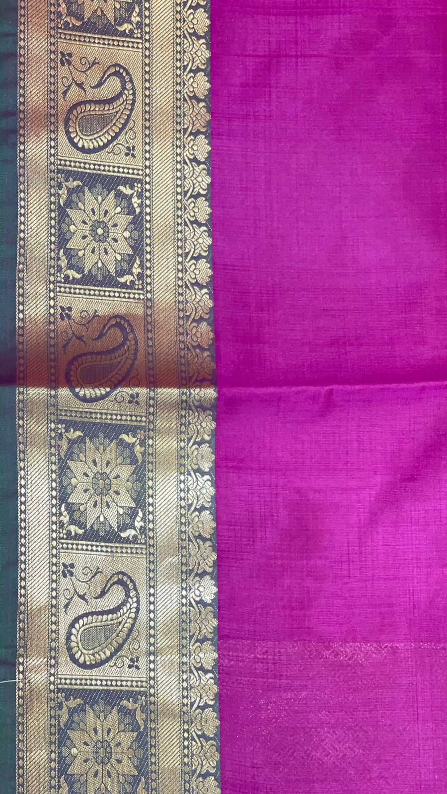 Faishana Presents Pink Katan Silk Plain Zari Anchal With Contrast Green Zari Border Banarasi Saree