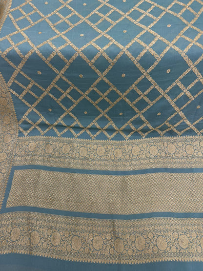 Faishana's Timeless Elegance Pure Silk Handloom Grey Khaddi Georgette Jangla Kadhwa Jaal with Banarasi Kadhwa Border Saree