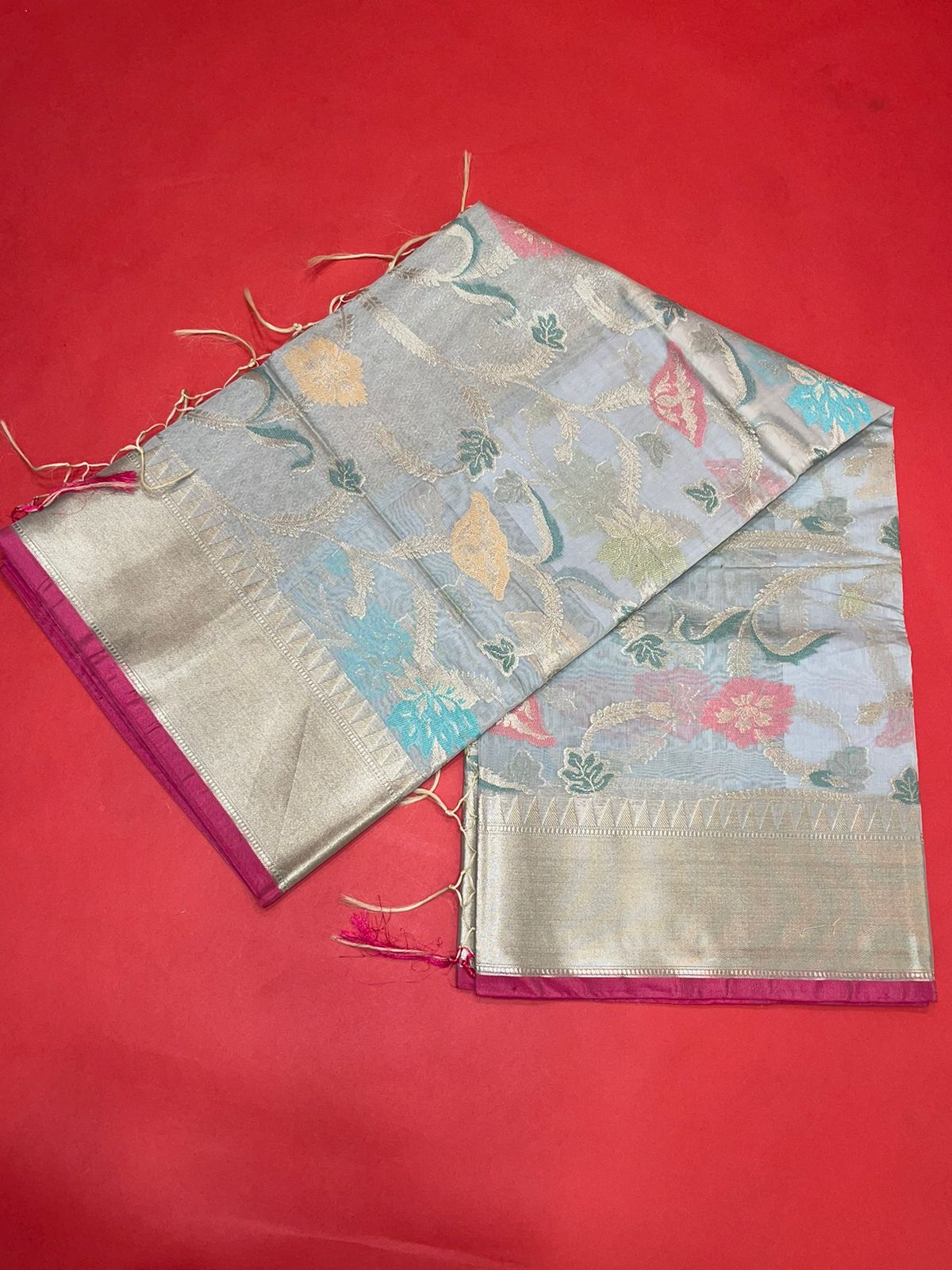 Faishana Presents Handwoven Grey Masrise Cotton Tilfi Jaal Zari Border With Grey Blouse Banarasi Saree