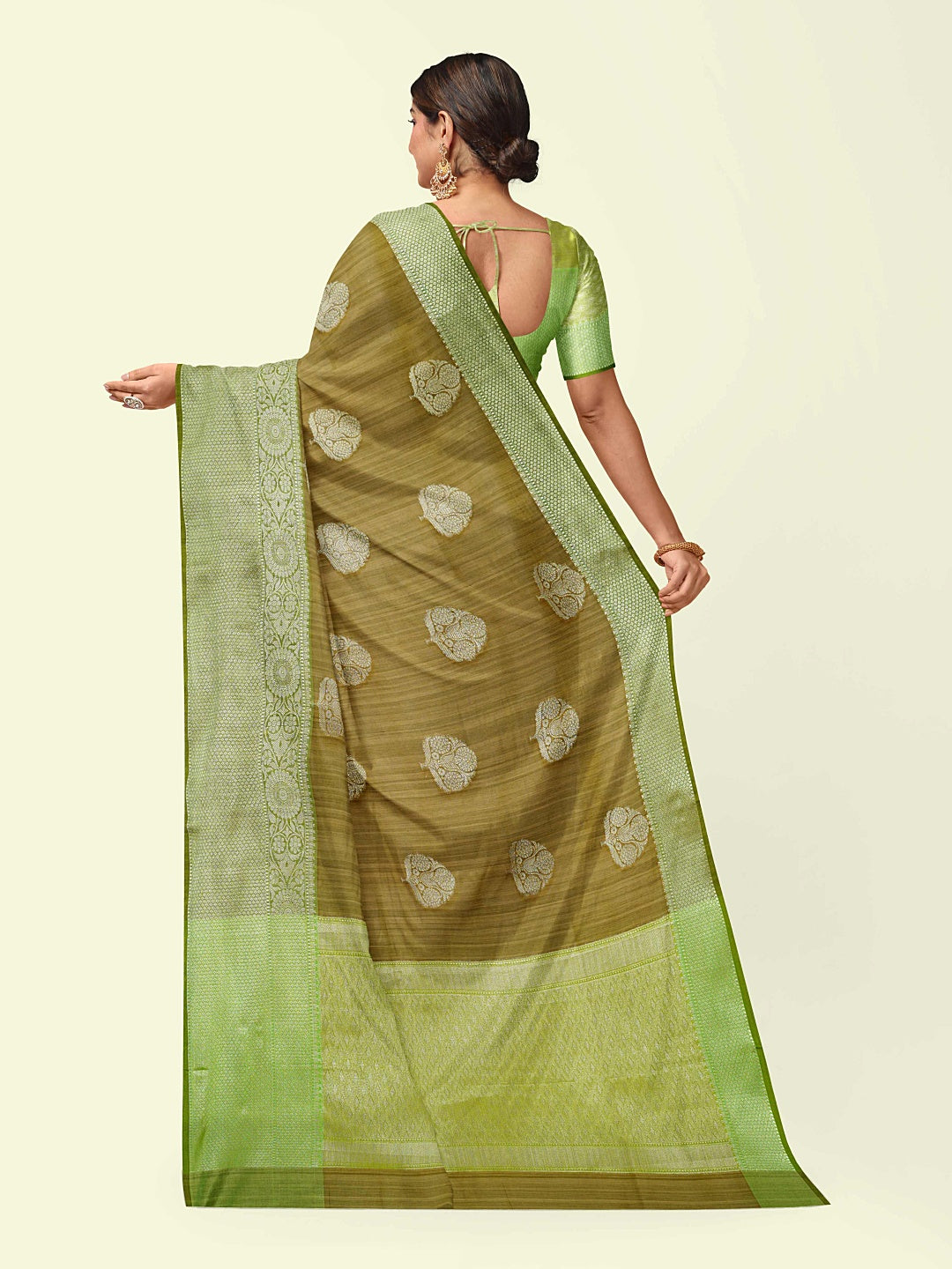 ishana Presents Woven Brown Matka Silk Boota Zari Border With Parrot Green Blouse Banarasi Saree