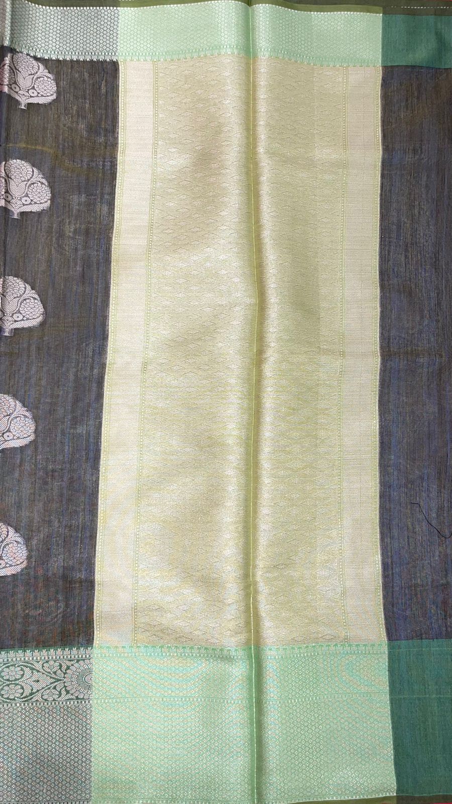 Grey Matka Silk Banarasi Sarees For Women GEMTKSLK_80
