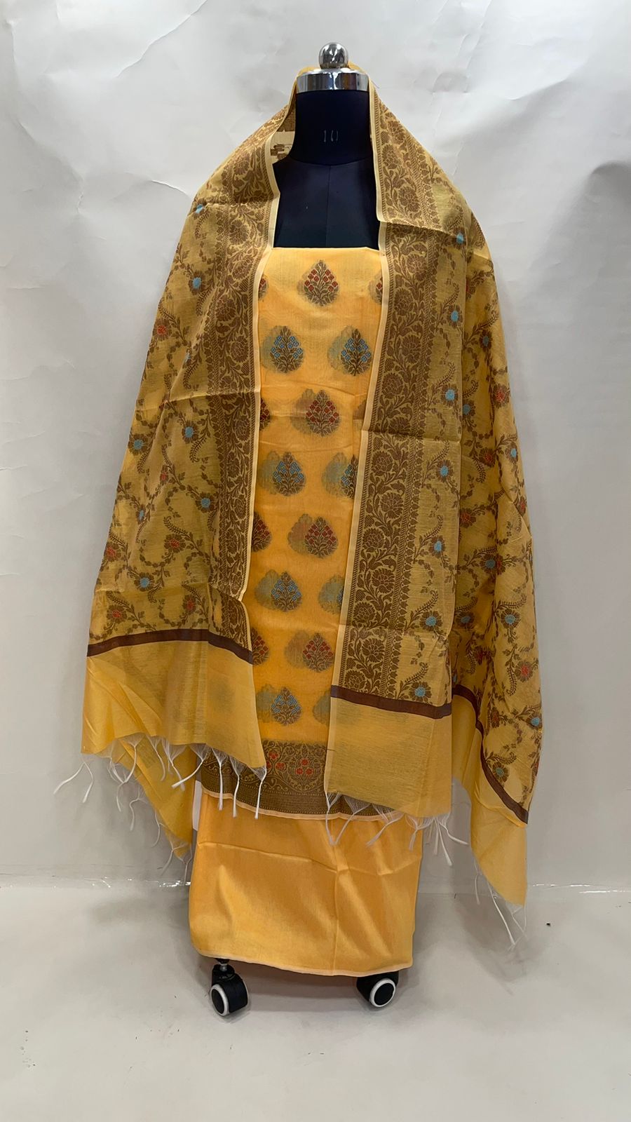 Faishana Presents Yellow Cotton Resham Copper Zari  3pcs Suit Set accompanied with Plain Bottom and Top Mina Resham Boota with Yellow Jaal Dupatta