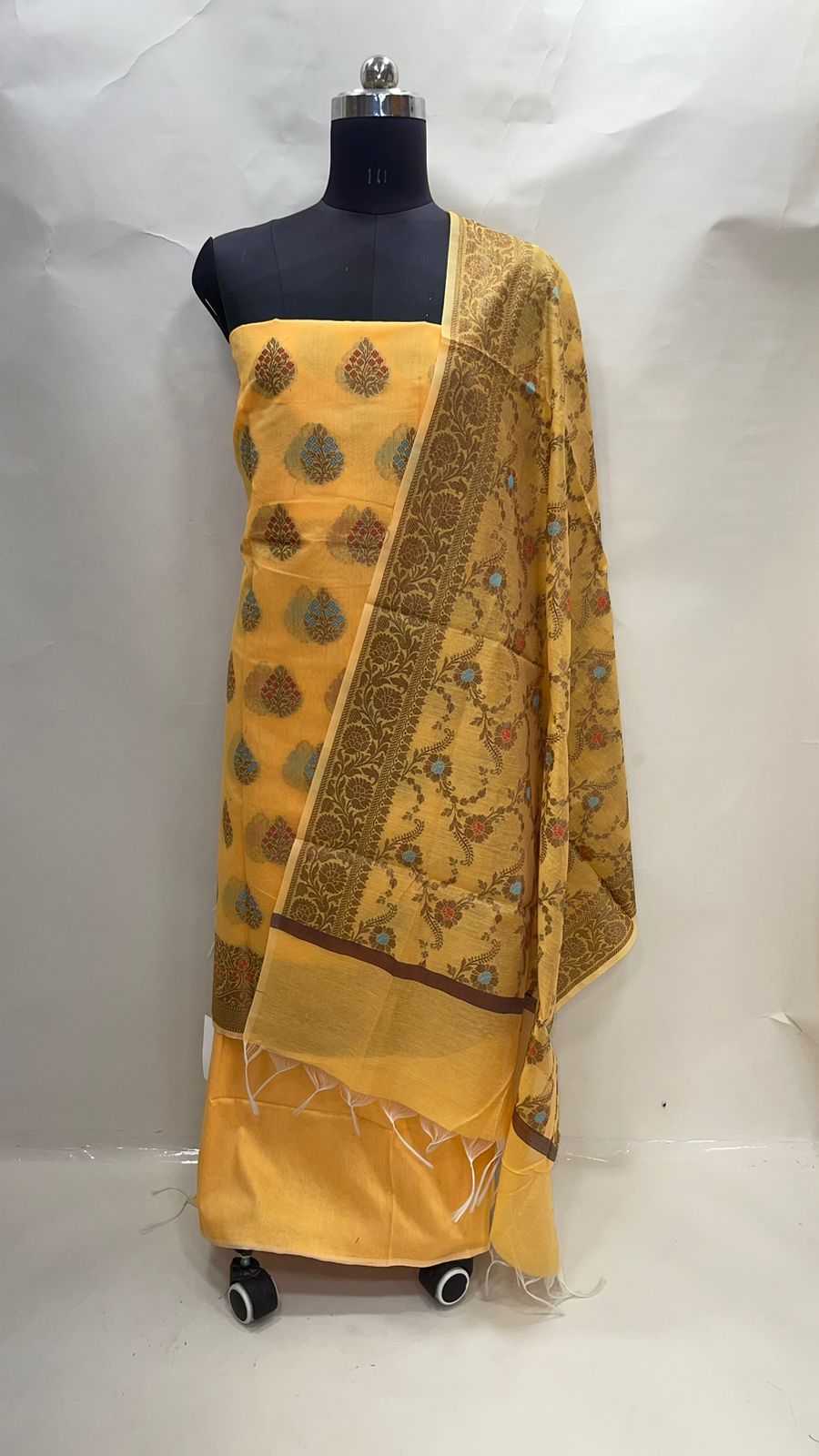 Faishana Presents Yellow Cotton Resham Copper Zari  3pcs Suit Set accompanied with Plain Bottom and Top Mina Resham Boota with Yellow Jaal Dupatta