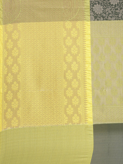 Faishana Presents Presents Bottle Green Zari Patan Patola Contrast Zari Brocade Pistachio Pattu Border Banarasi Saree.