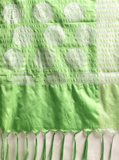 Faishana Presents Green Silver Zari Glass Tissue Tanchoi Contrast Large Border Banarasi Saree