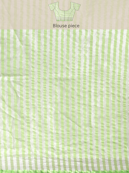 Faishana Presents Green Silver Zari Glass Tissue Tanchoi Contrast Large Border Banarasi Saree