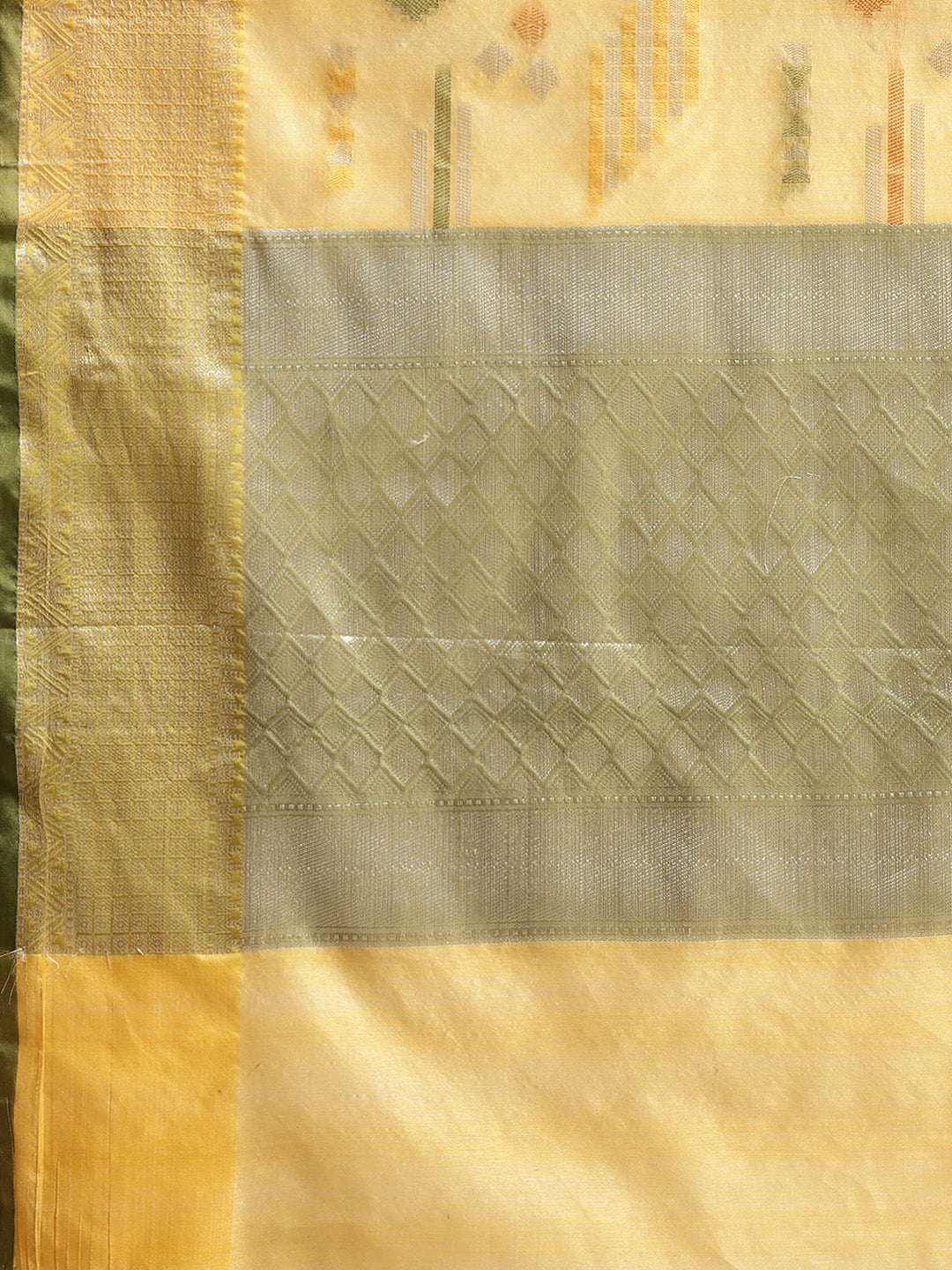 Faishana Presents Handwoven Gold Mulberry Silk Geometrical Motif Tilfi Zari Border With Green Blouse Banarasi Saree