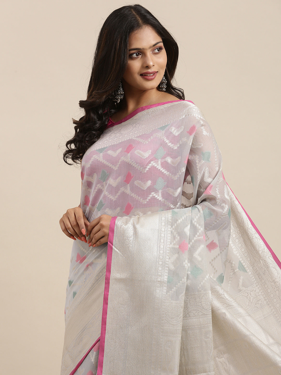 Faishana Presents Handwoven Grey Masrise Cotton Zig-Zag Jaal Zari Border With Grey Blouse Banarasi Saree