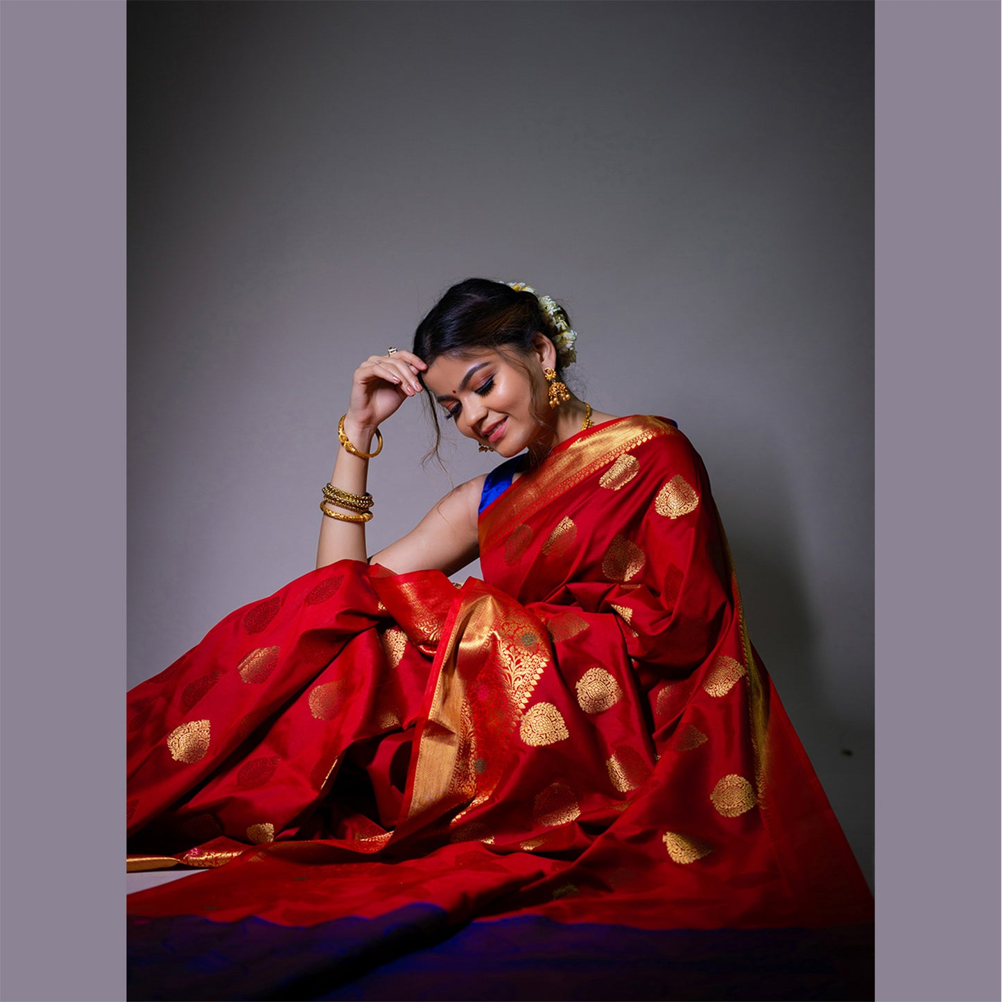 Faishana Presents Red Katan Silk Woven Gold Zari Meena Border Handloom Banarasi Saree With Maroon Blouse Piece