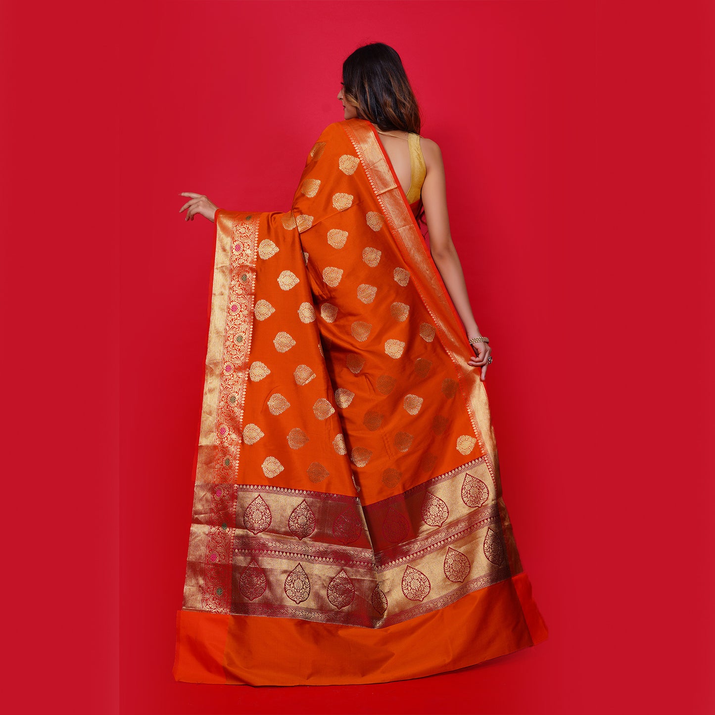 Faishana Presents Princeton Orange Katan Silk Woven Gold Zari Meena Border Handloom Banarasi Saree With Maroon Blouse Piece