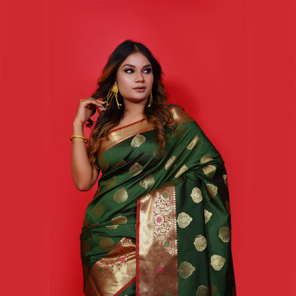 Faishana Presents Dark Green Katan Silk Woven Gold Zari Meena Border Handloom Banarasi Saree With Maroon Blouse Piece