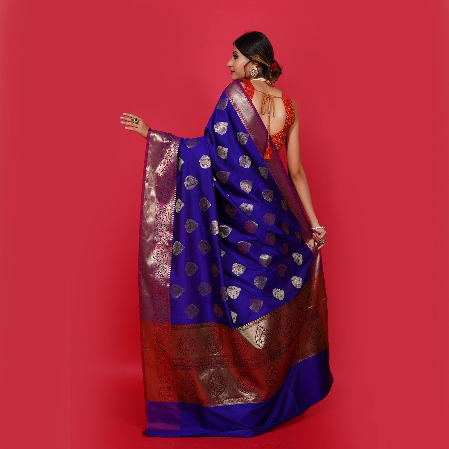 Faishana Presents Violet Katan Silk Woven Gold Zari Meena Border Handloom Banarasi Saree With Maroon Blouse Piece