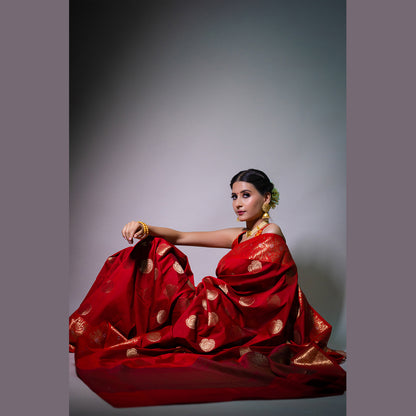 Faishana Presents Red Katan Silk Woven Gold Zari Silver Meena Border Handloom Banarasi Saree With Maroon Blouse Piece