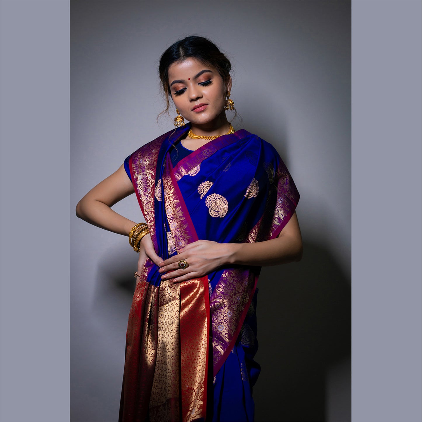 Faishana Presents Blue Katan Silk Woven Gold Zari Silver Meena Border Handloom Banarasi Saree With Maroon Blouse Piece