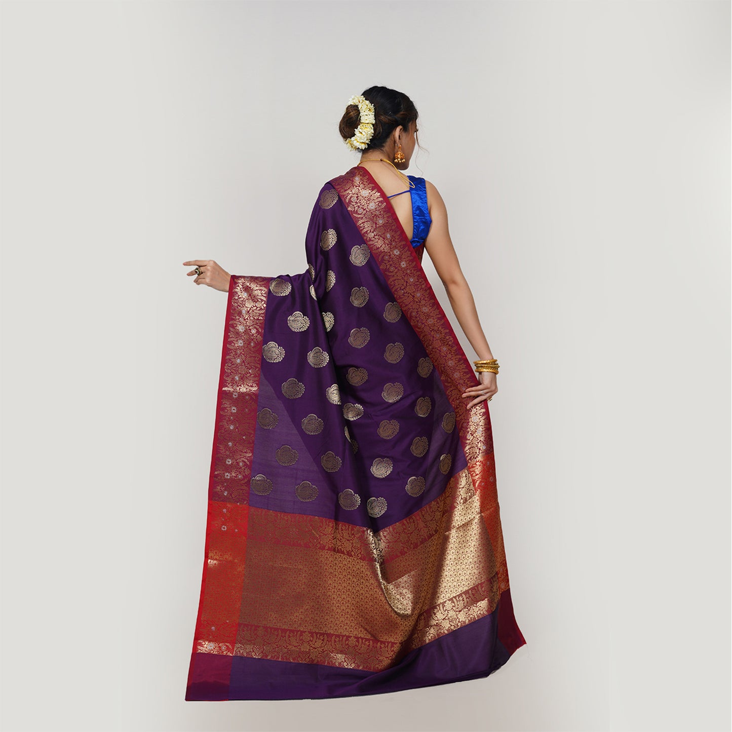 Faishana Presents Wine Katan Silk Woven Gold Zari Silver Meena Border Handloom Banarasi Saree With Maroon Blouse Piece