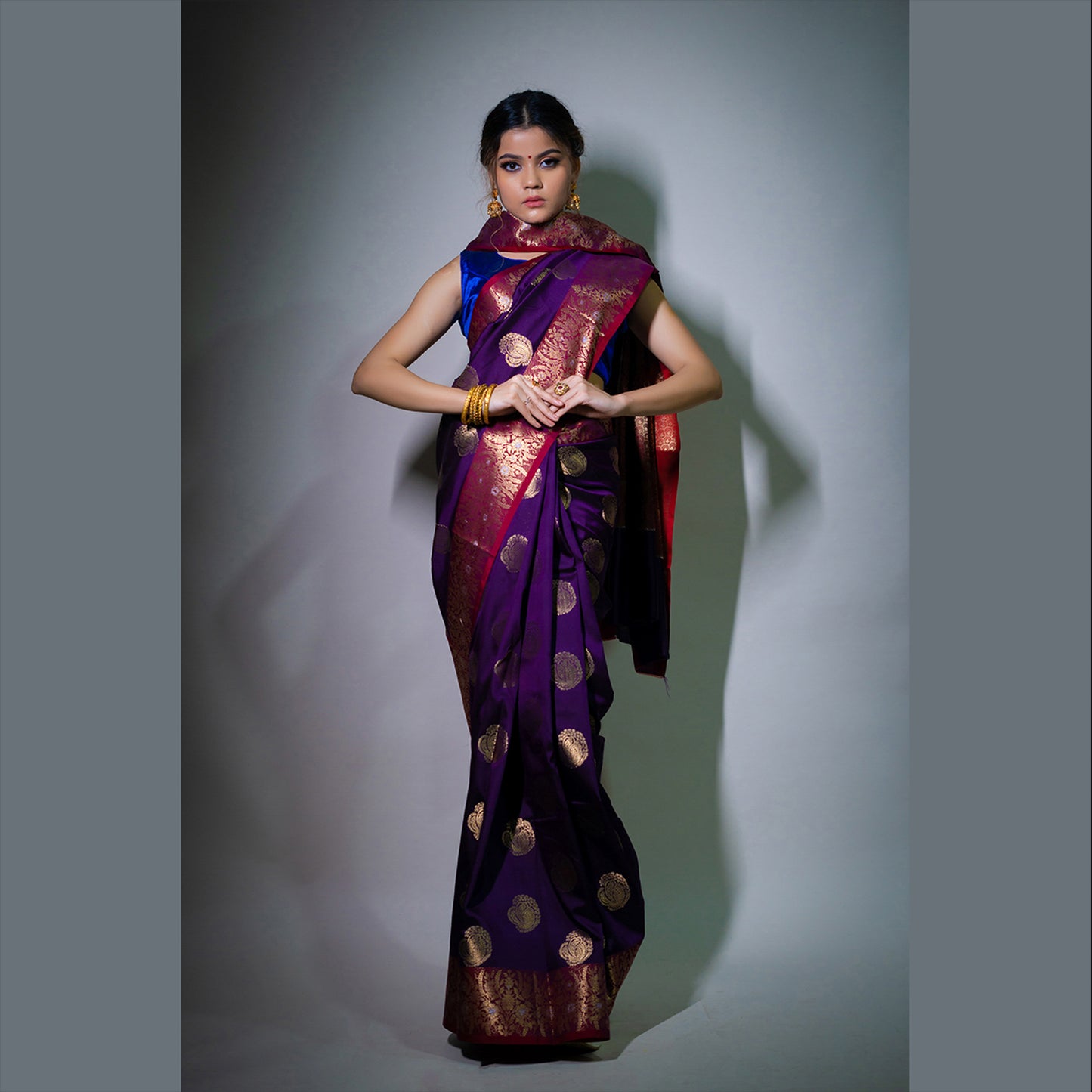 Faishana Presents Wine Katan Silk Woven Gold Zari Silver Meena Border Handloom Banarasi Saree With Maroon Blouse Piece