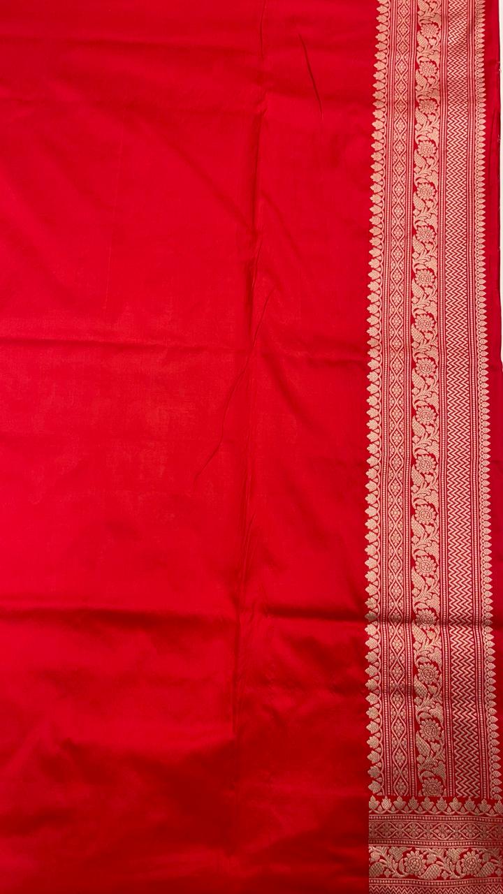Faishana Presents Pure Silk Handloom Rangkaat Kadhwa Border and Anchal with Red Kadhwa Blouse Banarasi Saree