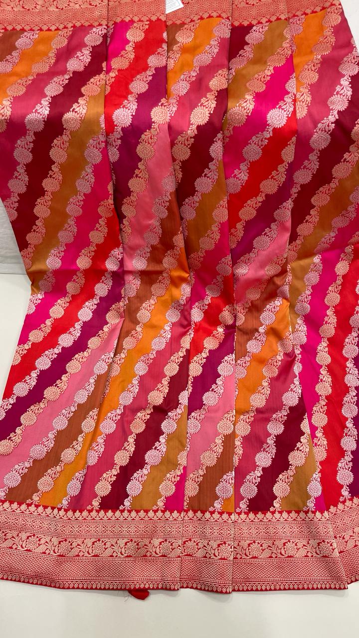 Faishana Presents Pure Silk Handloom Rangkaat Kadhwa Border and Anchal with Red Kadhwa Blouse Banarasi Saree