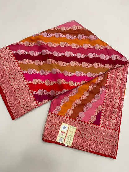 Faishana Presents Pure Silk Handloom Rangkaat Kadhwa Border and Anchal with Red Kadhwa Blouse Banarasi Saree