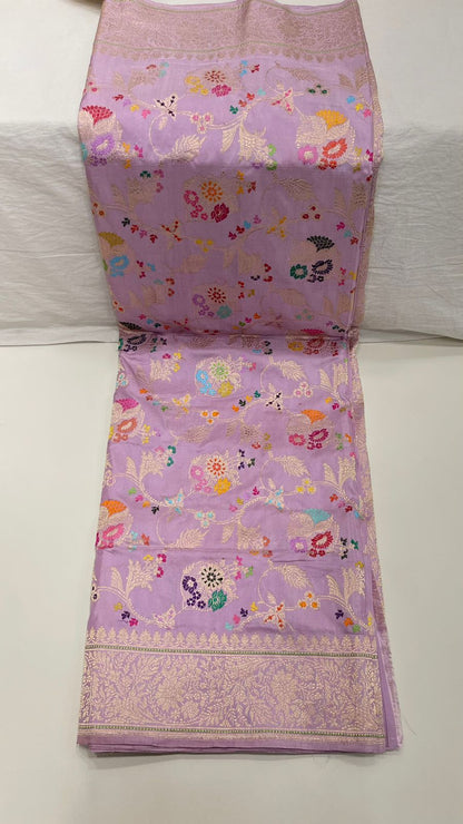 Enchanting Elegance: Faishana's Pure Handloom Katan Silk in Light Purple Meenakari Kadhwa Floral Jangla Booti Kadhwa Border and matching Purple Blouse