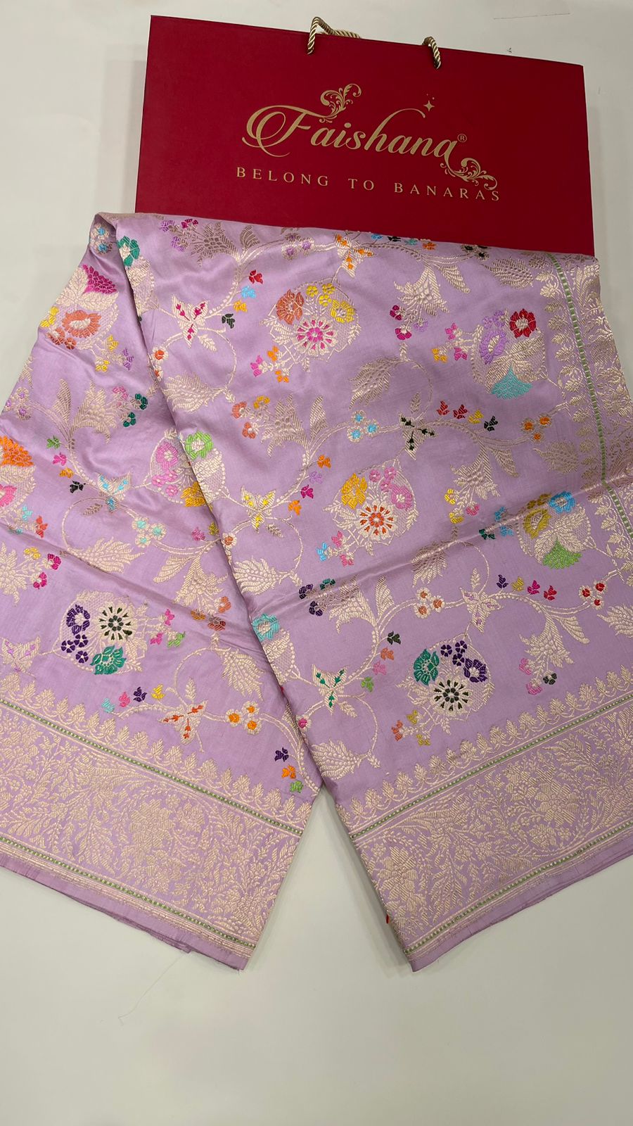 Enchanting Elegance: Faishana's Pure Handloom Katan Silk in Light Purple Meenakari Kadhwa Floral Jangla Booti Kadhwa Border and matching Purple Blouse