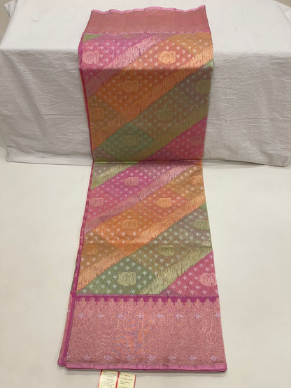 Faishana Pure Silk Handloom Kora Rangkaat Kadhwa Aada Booti with Tested Zari with Pink Kadhwa Blouse Banarasi Saree