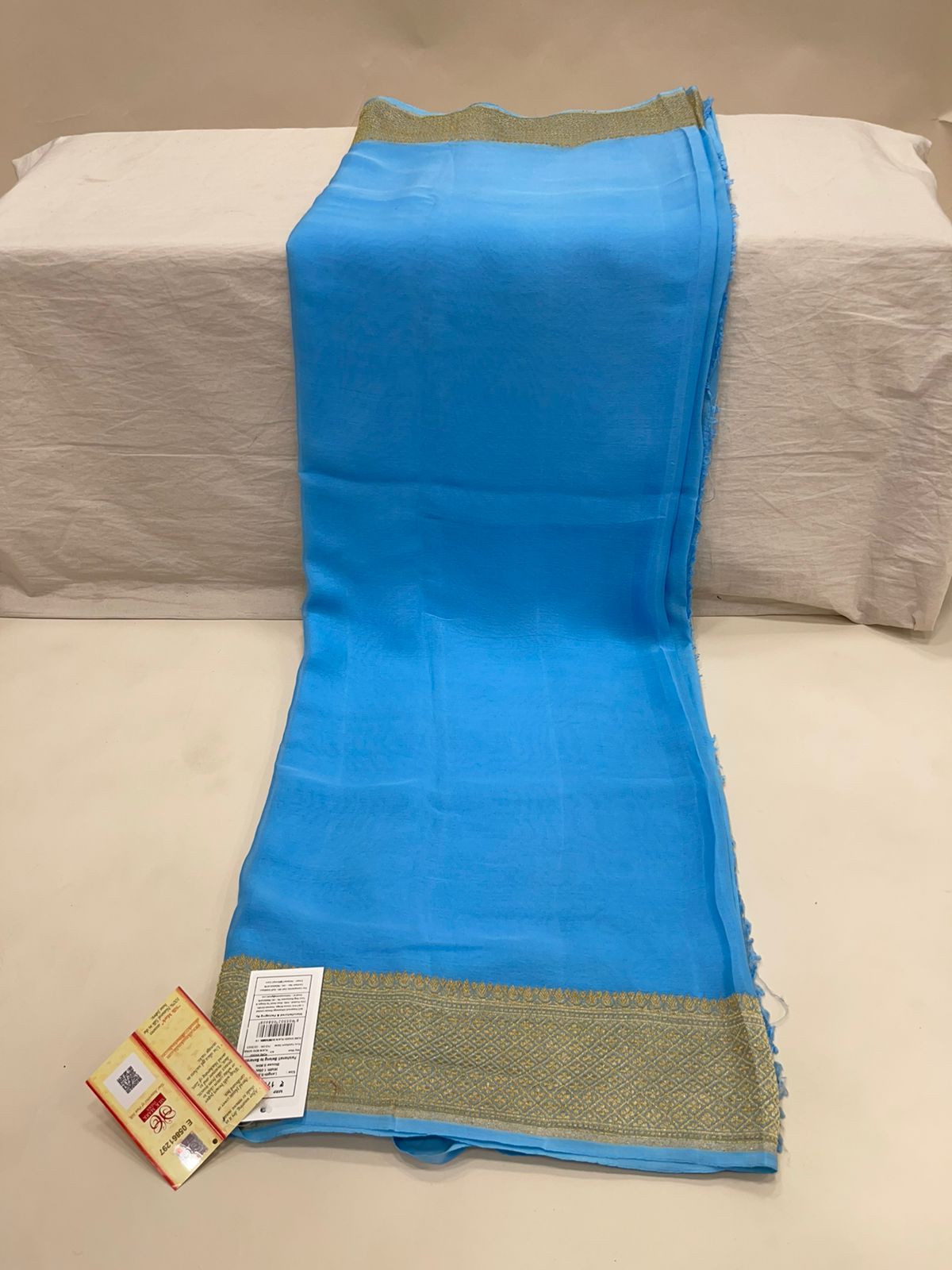 Faishana Pure Silk Handloom Sky Blue Khaddi Georgette Kadhwa Pallu with Banarasi Kadhwa Gold Zari Border Saree