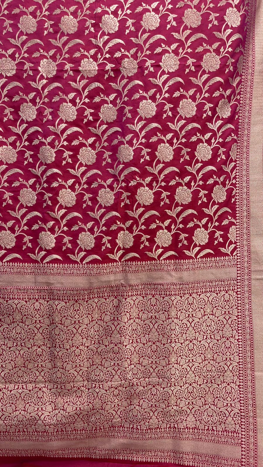 Faishana Pure Silk Handloom Magenta Uppada Light Gold Kadhwa Floral Zari Jaal with Kadhwa weave Pallu Border and Magenta Kadhwa Blouse Saree