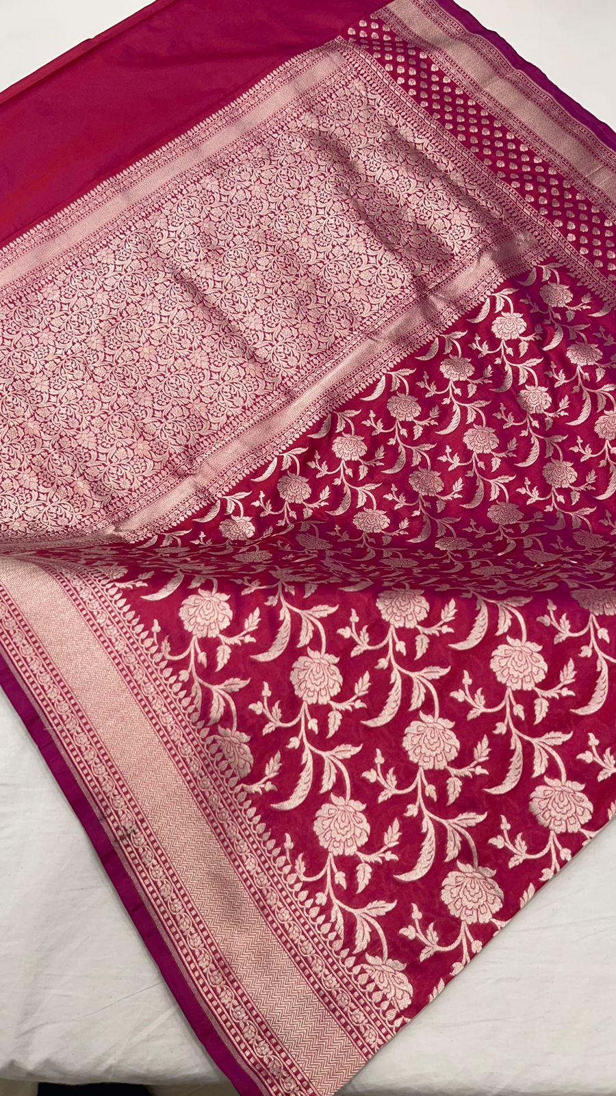 Faishana Pure Silk Handloom Magenta Uppada Light Gold Kadhwa Floral Zari Jaal with Kadhwa weave Pallu Border and Magenta Kadhwa Blouse Saree