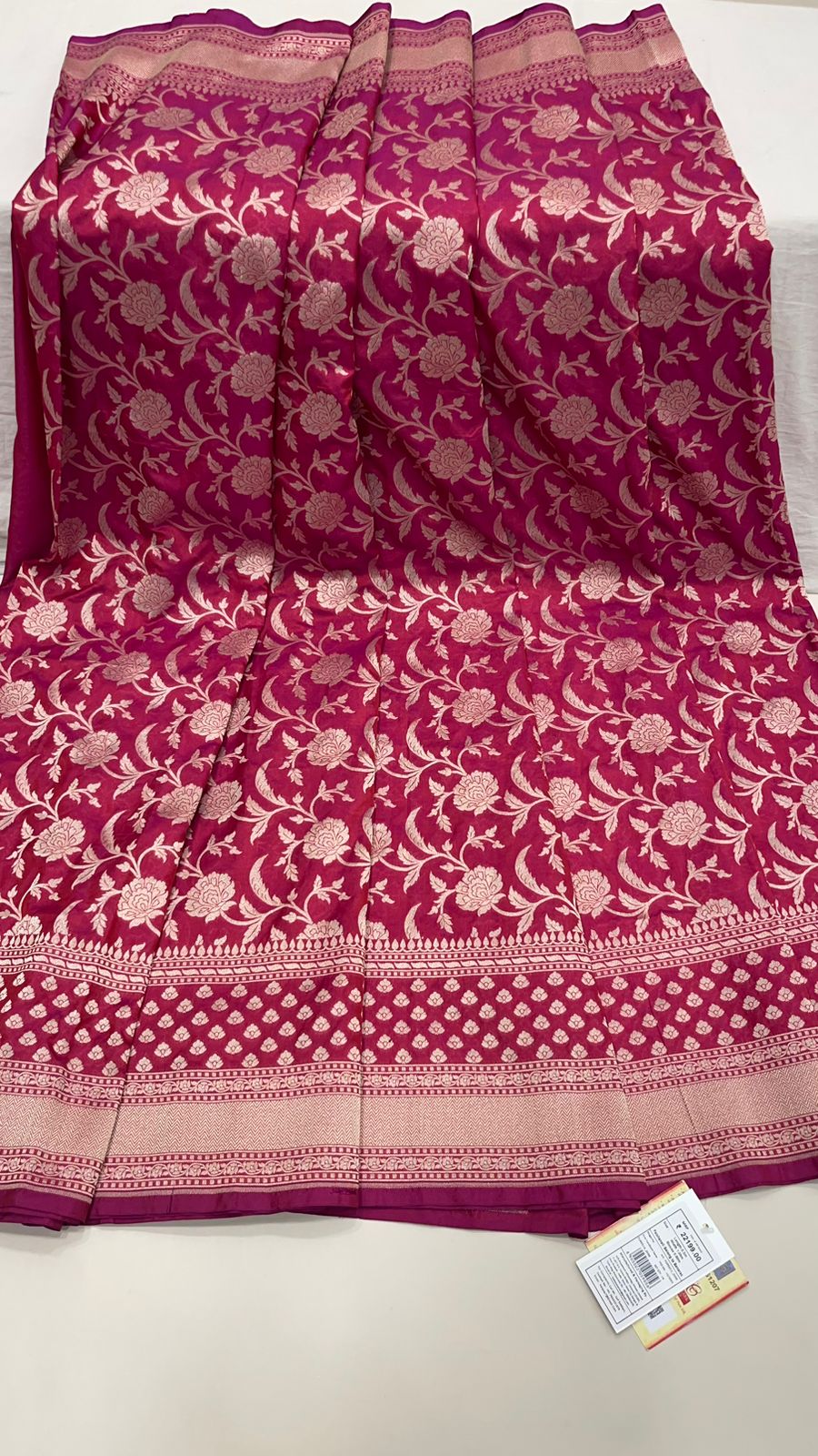 Faishana Pure Silk Handloom Magenta Uppada Light Gold Kadhwa Floral Zari Jaal with Kadhwa weave Pallu Border and Magenta Kadhwa Blouse Saree