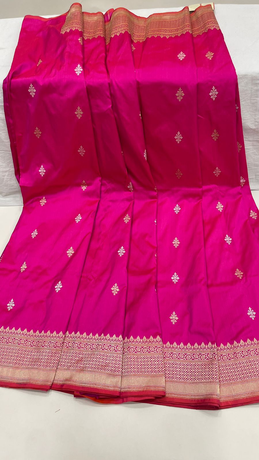 Faishana Pure Silk Handloom Pink Katan Silk Sona Rupa Swastik Kadhwa Booti with Kadhwa Border and Pink Stripe Blouse