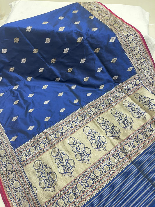 Regal Elegance: Faishana's Pure Silk Handloom Katan Navy Blue Saree with Silver-Gold Booti and Kadhwa Zari Border Paired with Navy Blue Kadhwa Blouse