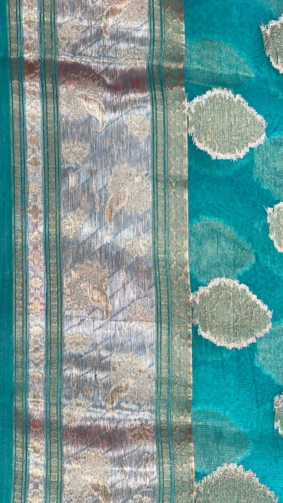 Faishana Pure Silk Handloom Seagreen Organza Antique Golden Zari Boota with Kadiyal Zari Anchal with Banarasi Broad Border and Seagreen Blouse