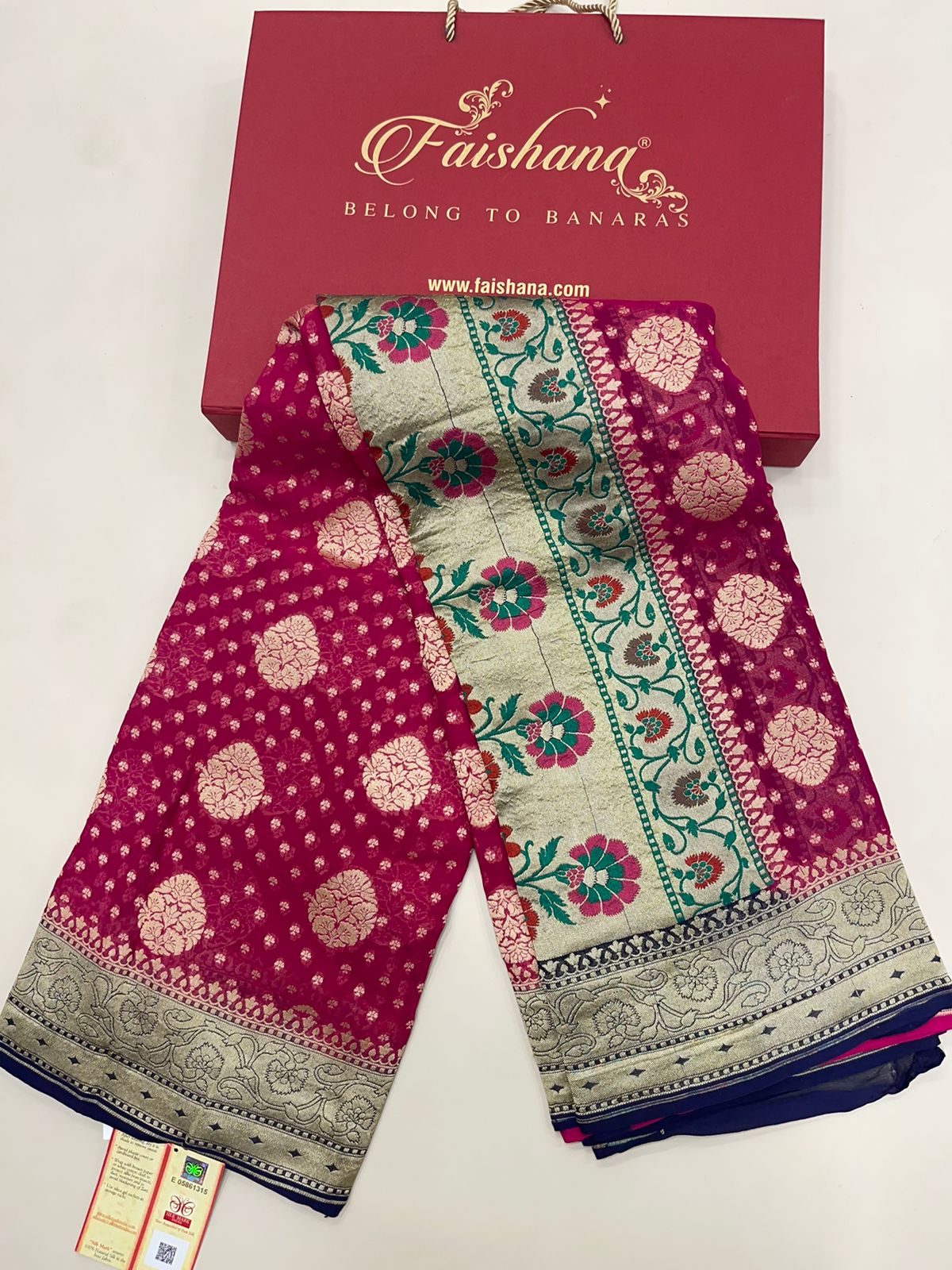 Radiant Elegance: Faishana Pure Silk Handloom Magenta Khaddi Georgette Golden Zari Chunri Boota Paithani Anchal with Navy Blue Blouse Banarasi Saree