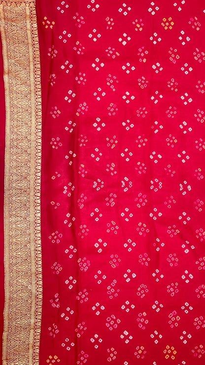 Sunset Splendor: Faishana's Vibrant 2D Yellow and Orange Katan Georgette Bandhej Zari Kadhwa Jaal Chunri Booti with Kadhwa Contrasting Red Pallu and Blouse Saree